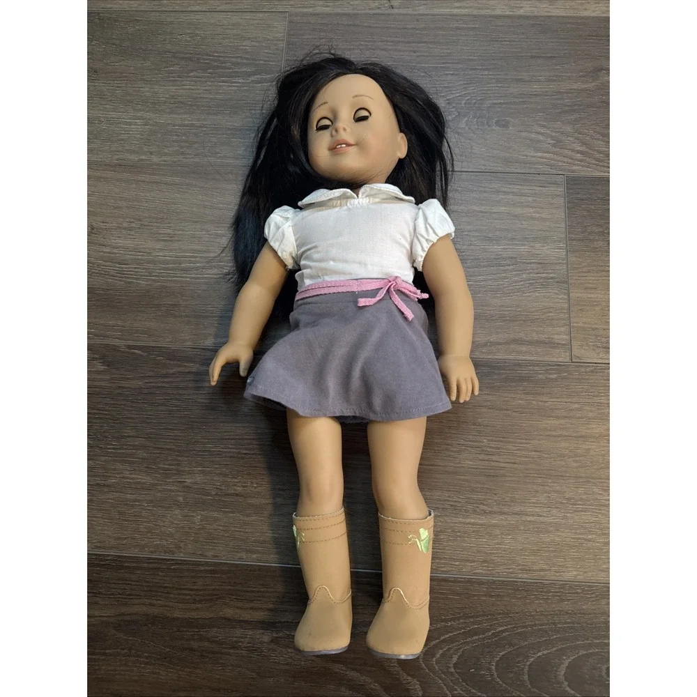 American Girl Truly Me Doll 60 Long Black Brown Hair Blue Eyes Lt-Medium Skin